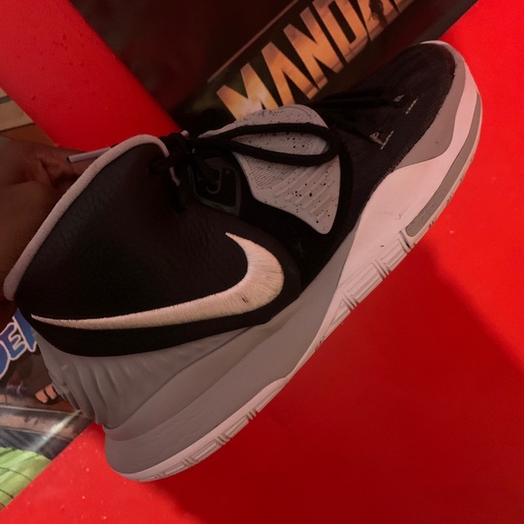 Nike Shoes Nike Kyrie 6 Team Basketball Shoes Poshmark